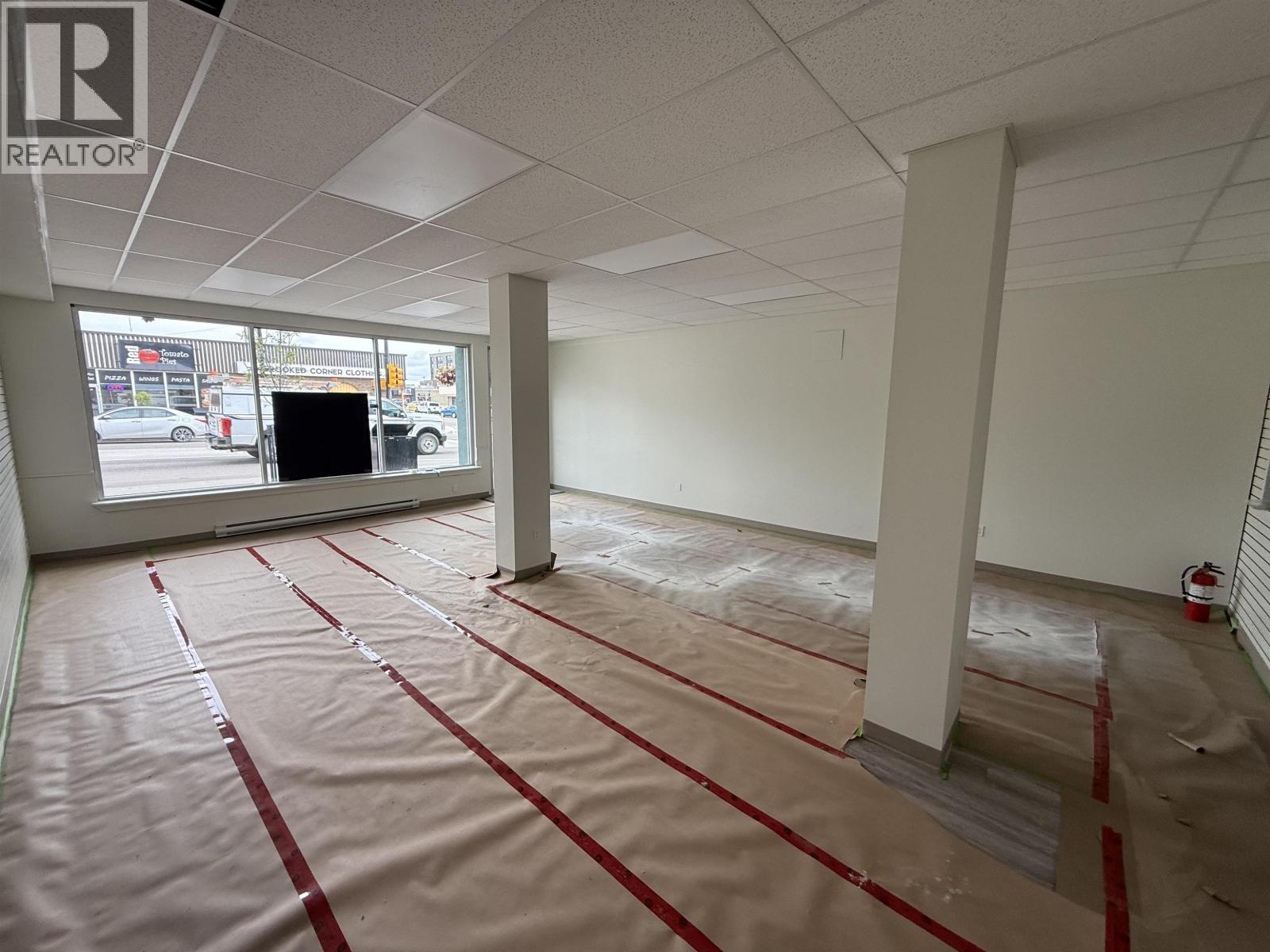 10108 100 Street Property Photo 5