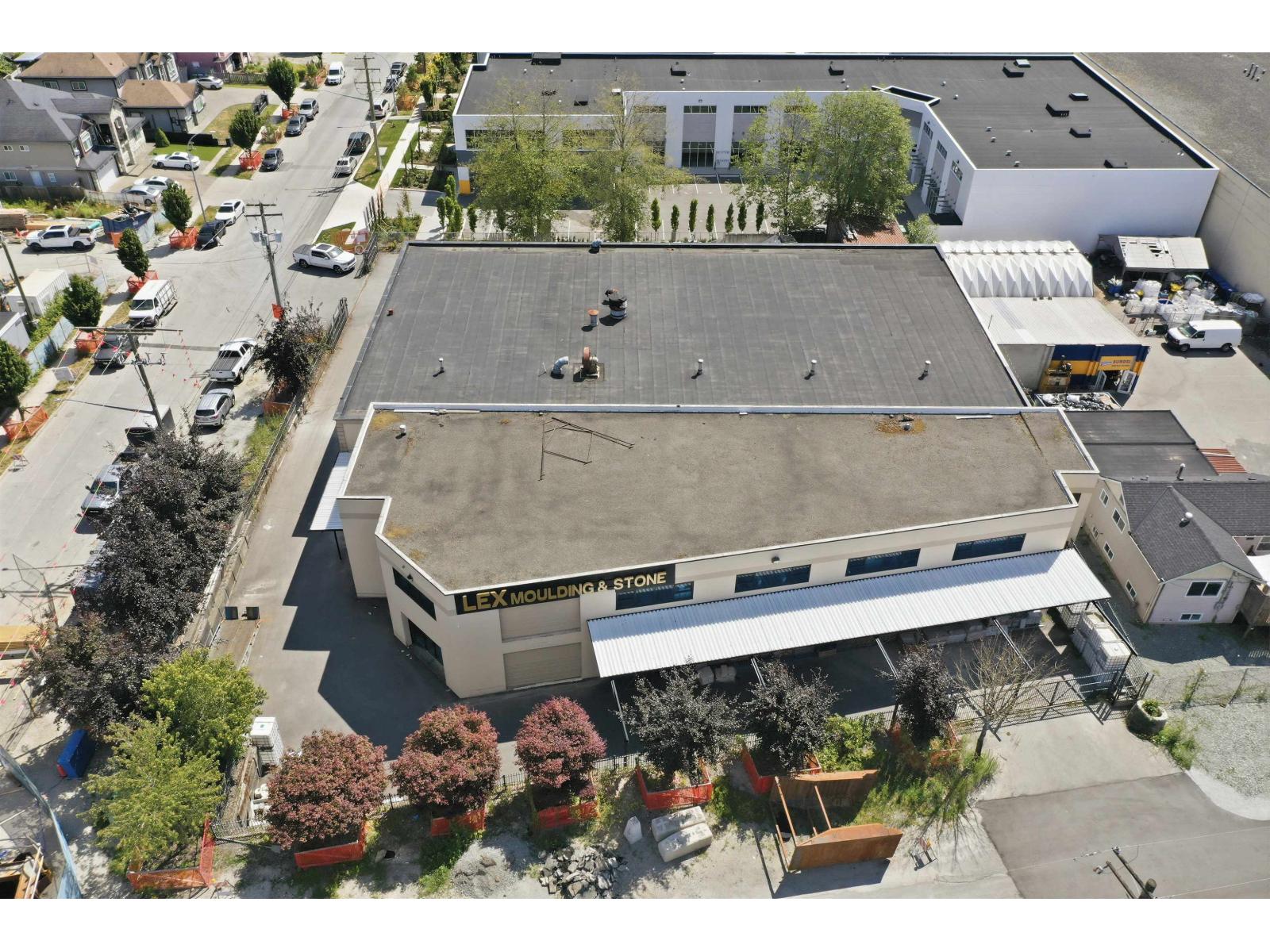 12050 90 Avenue Property Photo 6