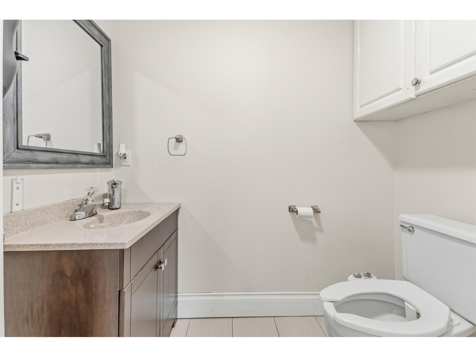 12050 90 Avenue Property Photo 23