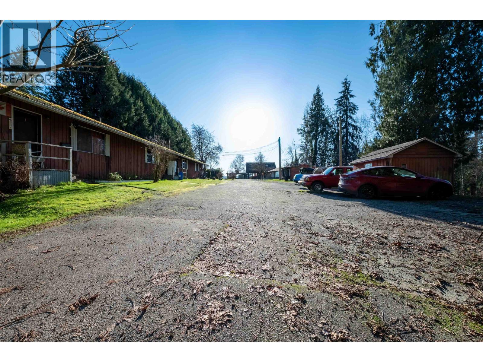 24578 Lougheed Highway Property Photo 6
