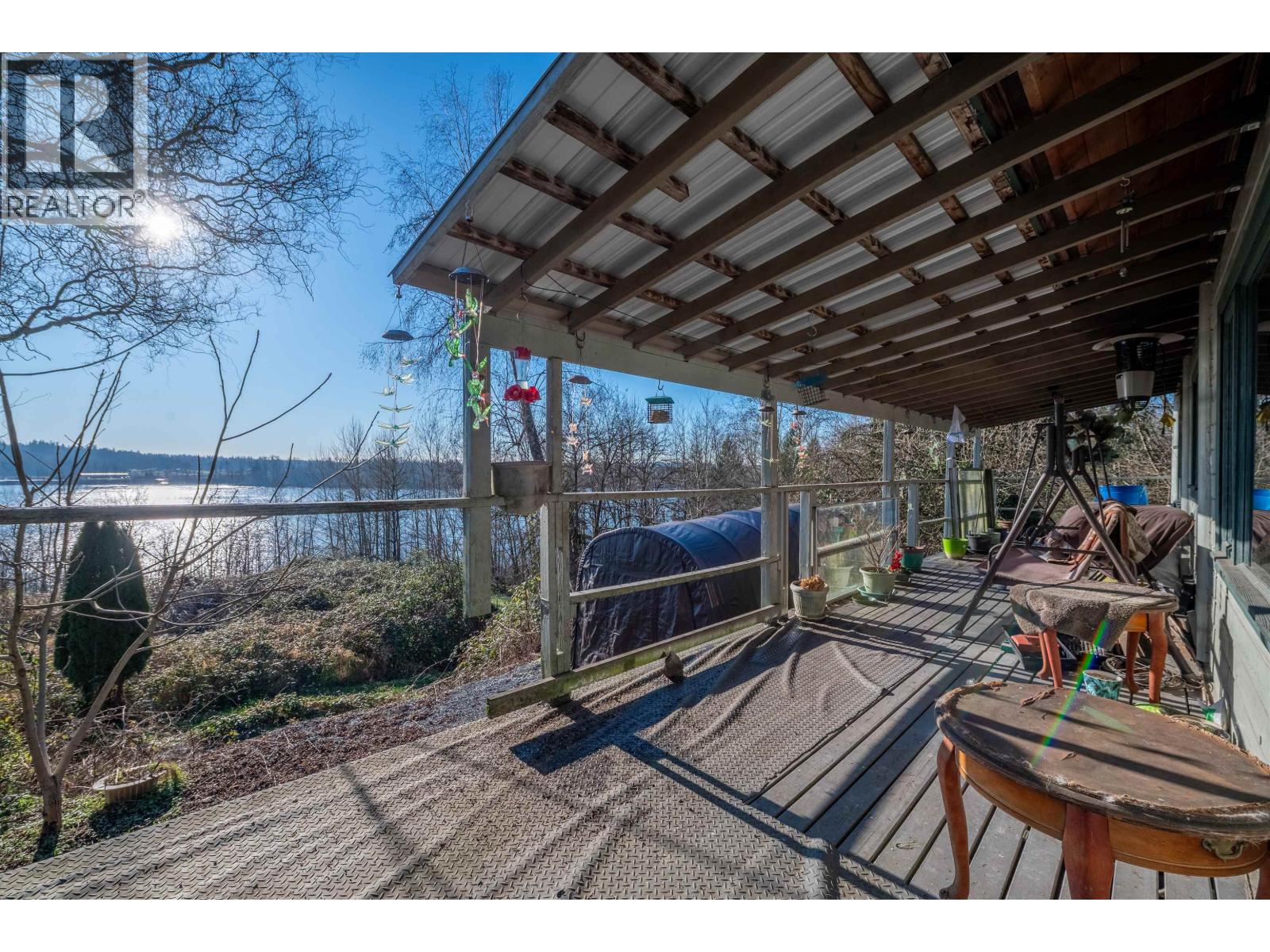 24578 Lougheed Highway Property Photo 13