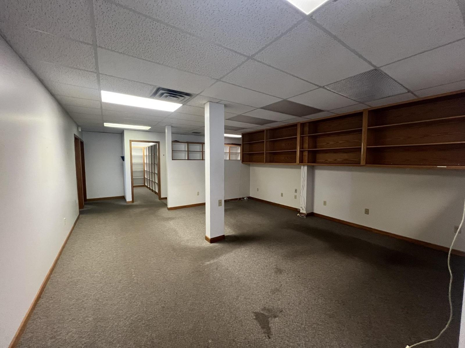 9245 Main Street Property Photo 4