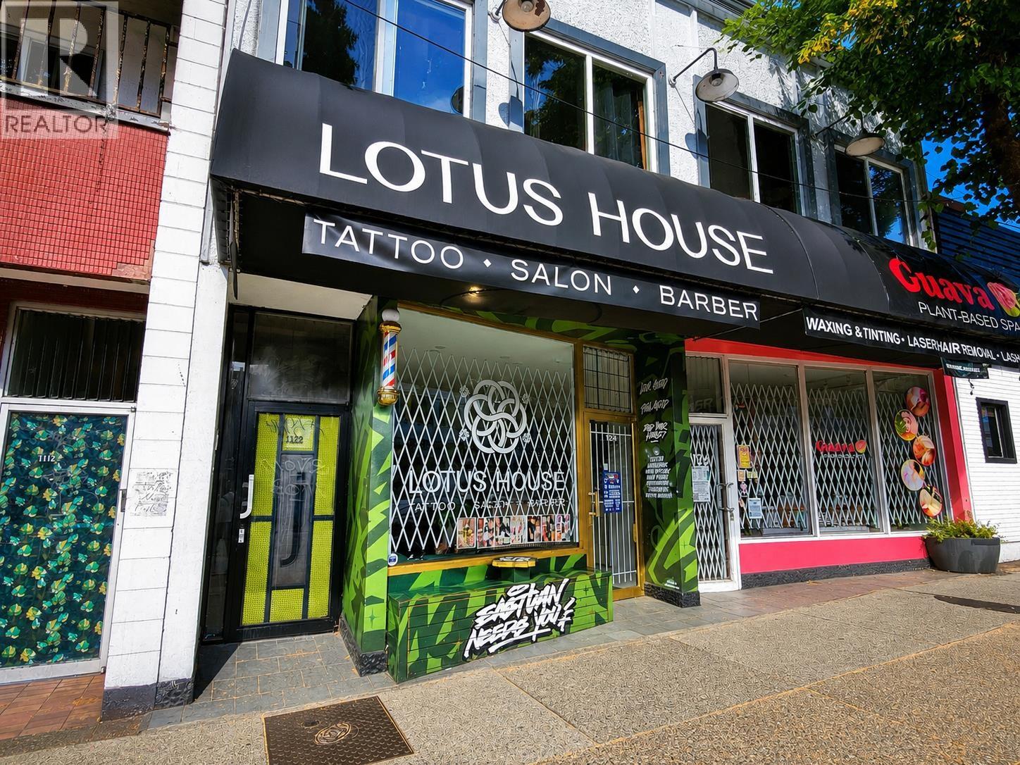 1124 Commercial Drive Property Photo 1