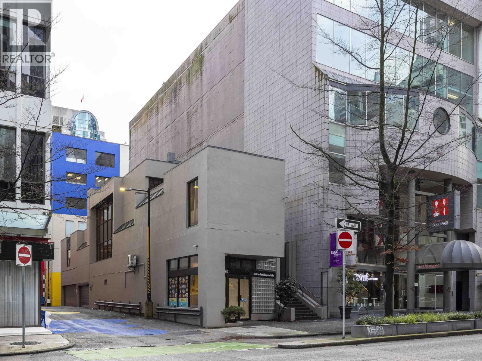 518 Hornby Street Property Photo 2