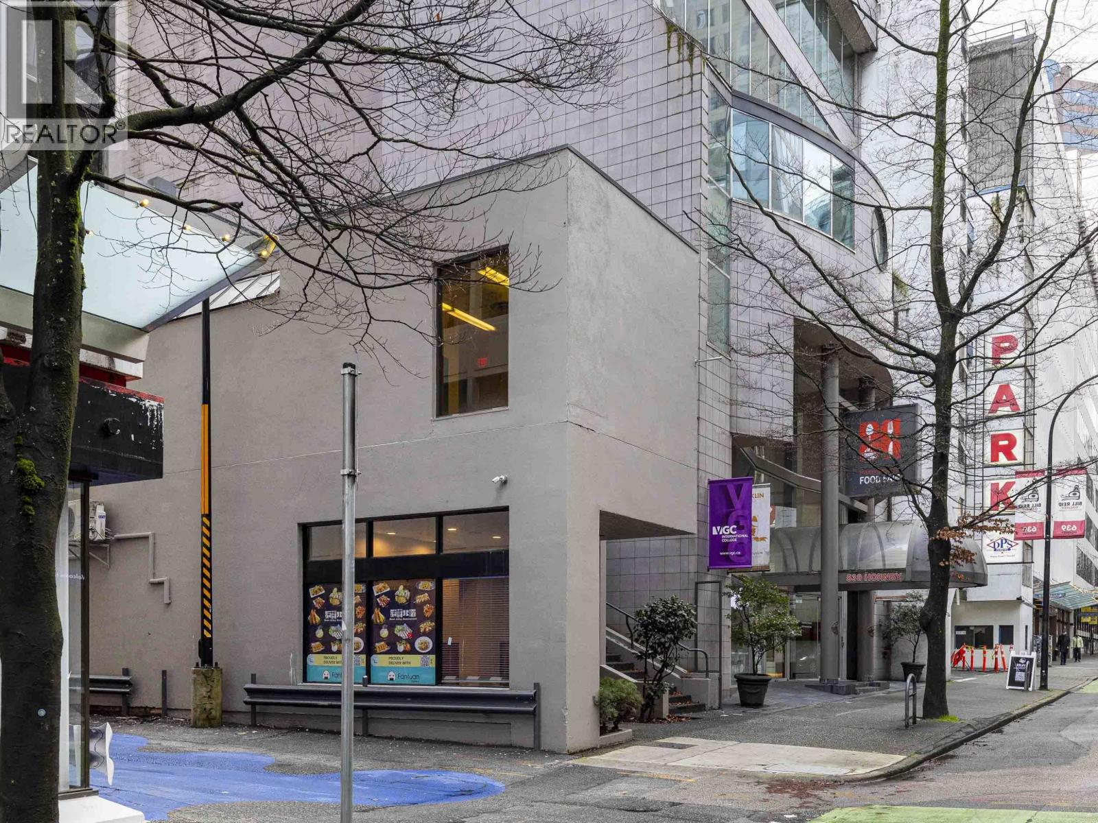 518 Hornby Street Property Photo 3
