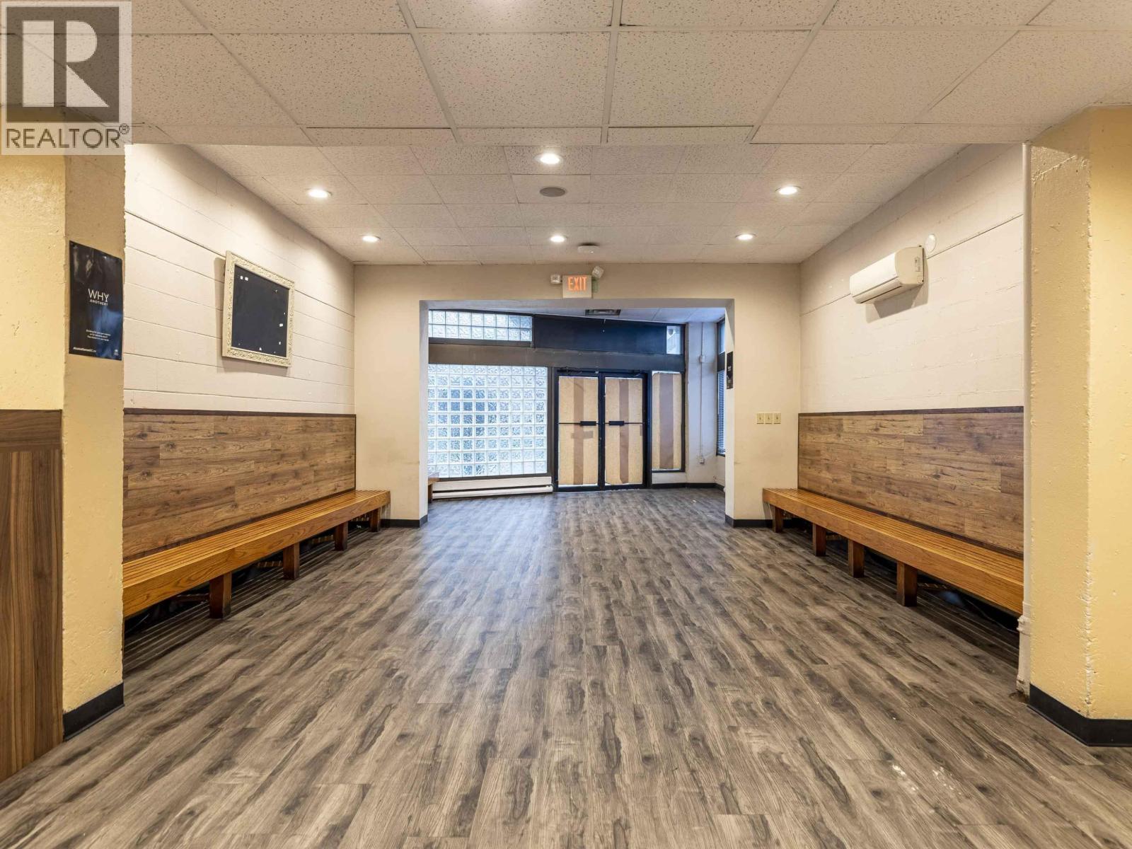 518 Hornby Street Property Photo 6