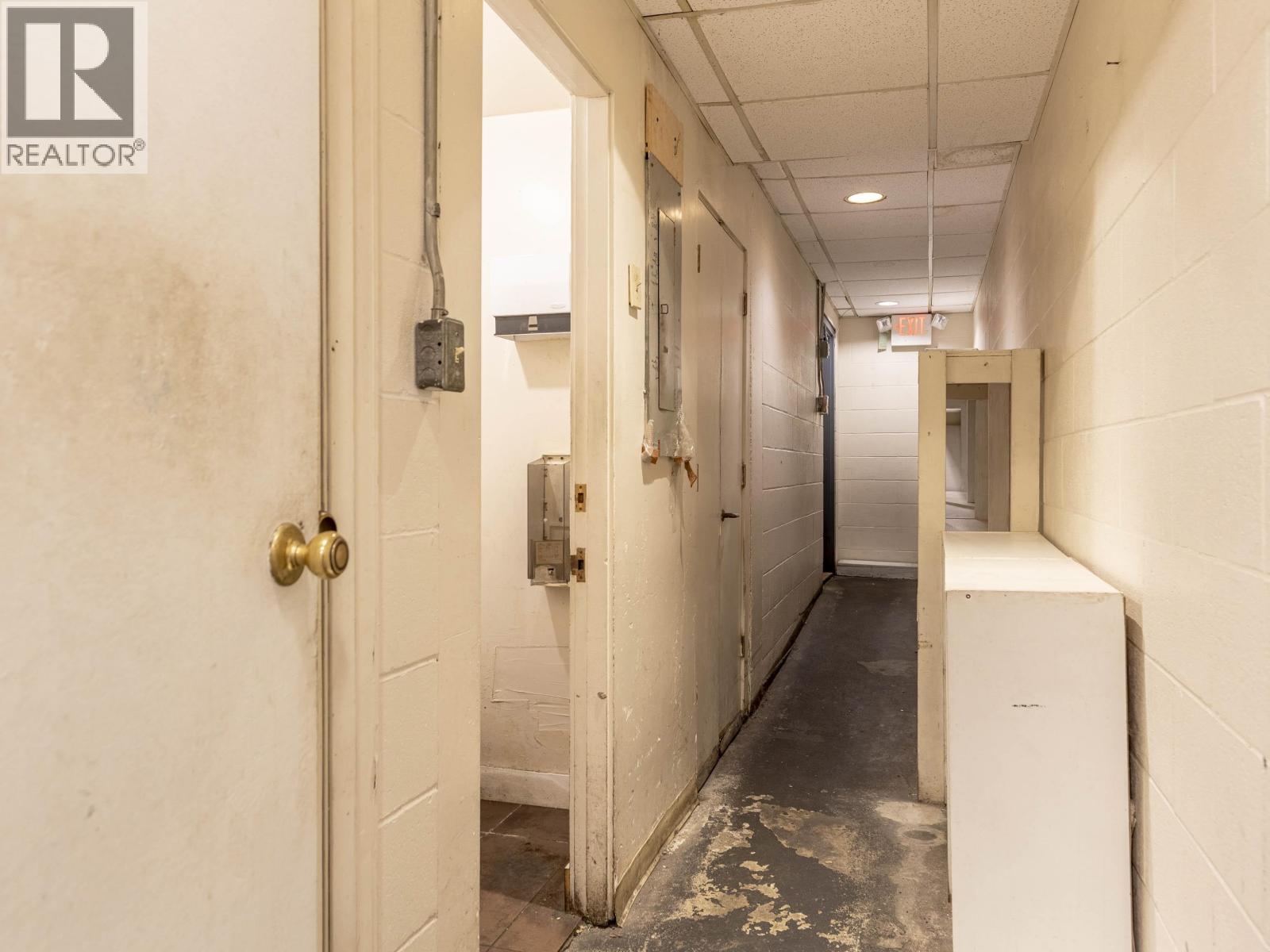 518 Hornby Street Property Photo 16