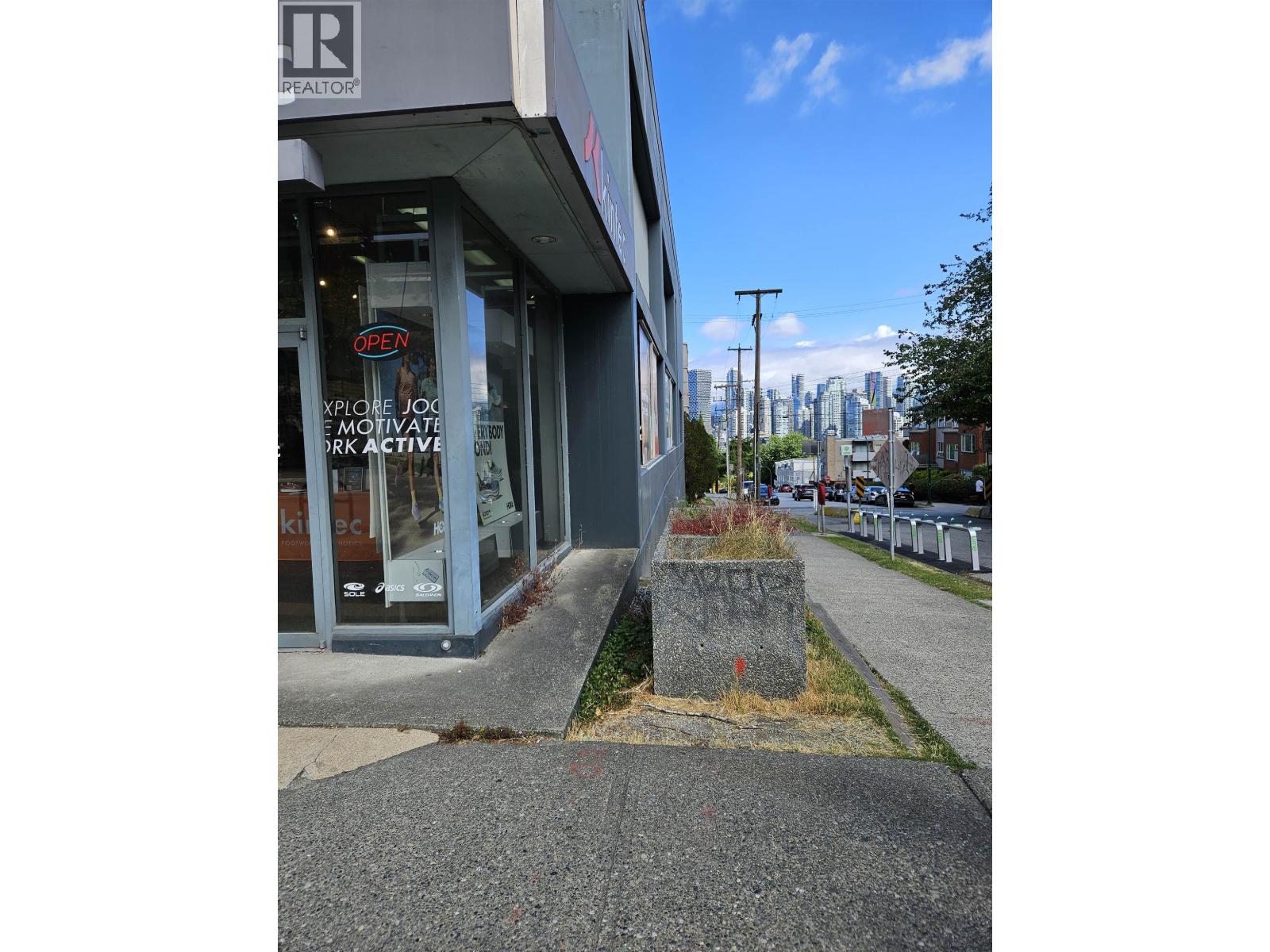 300 1215 W BROADWAY Property Photo 1