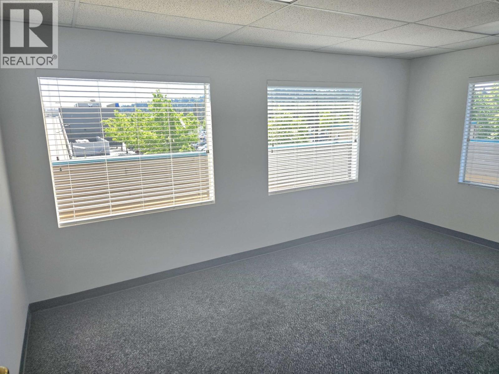 212 2922 Glen Drive Property Photo 18