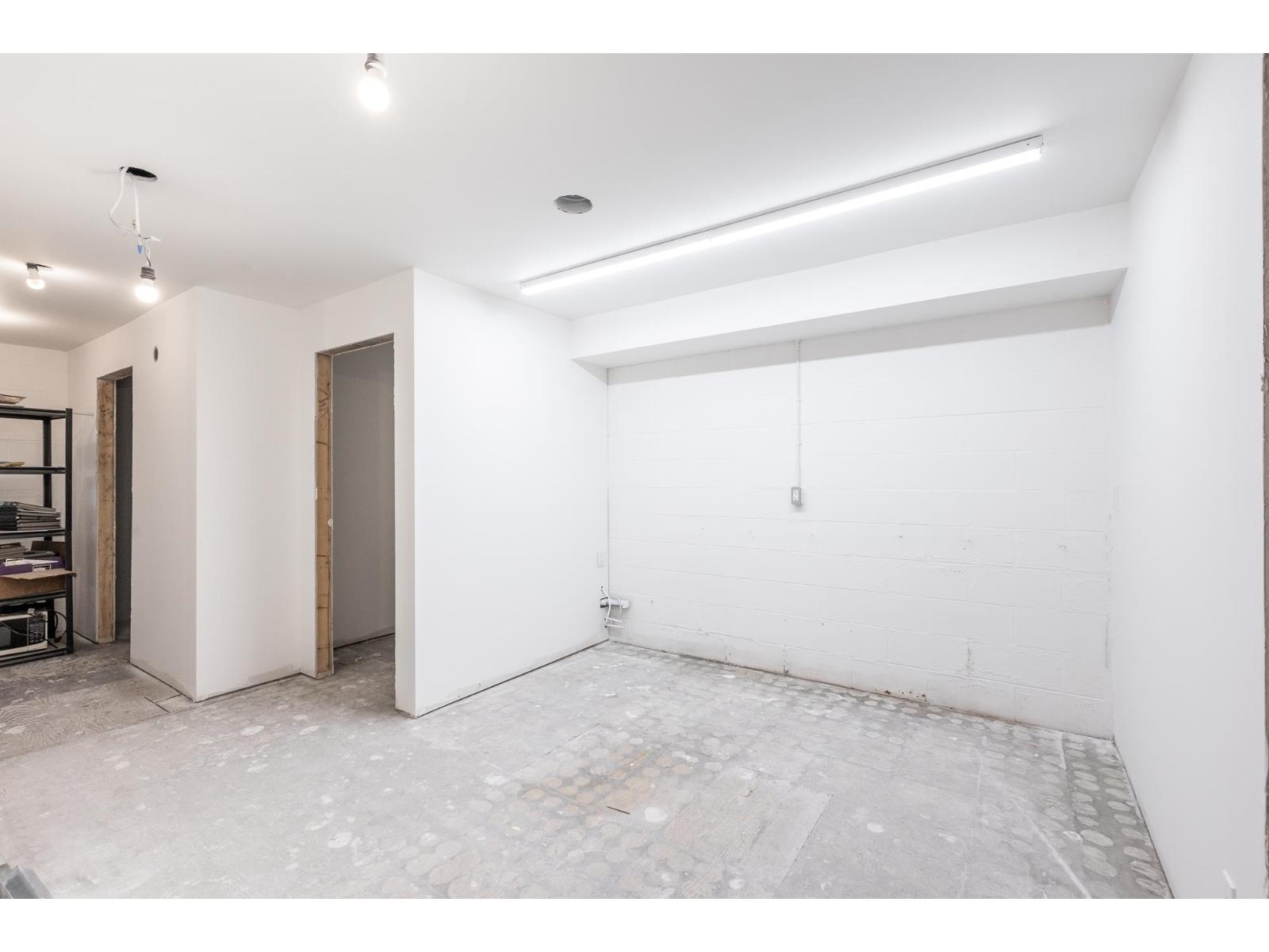 45920 Rowat Avenue Property Photo 26