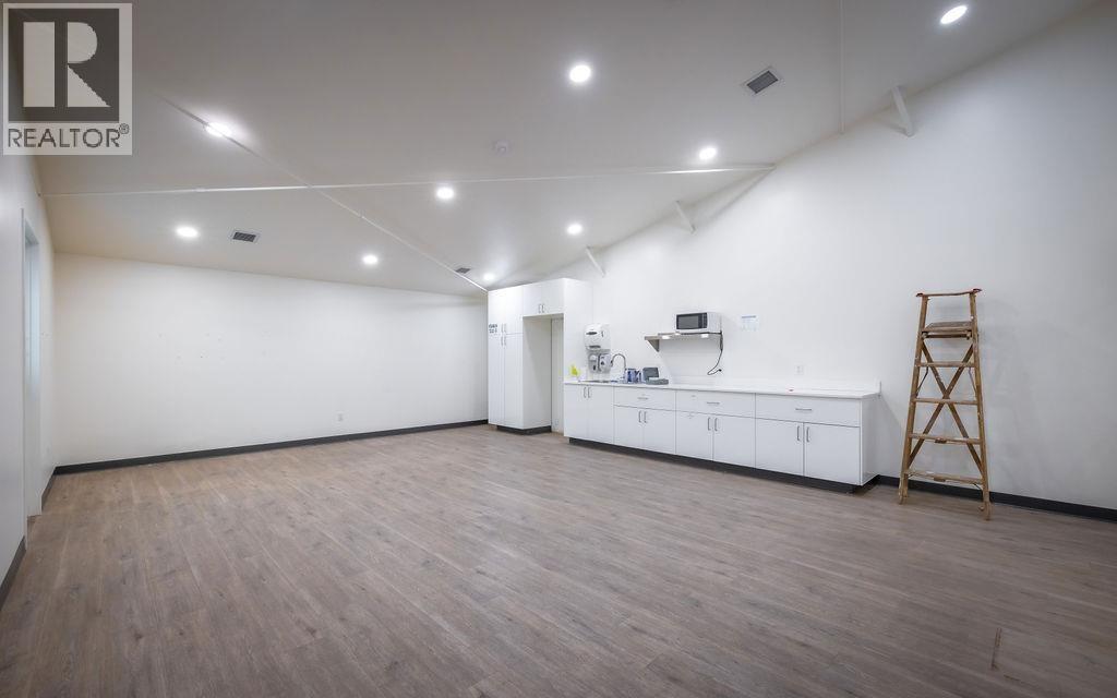 7341 Industrial Way #6,7,8 Property Photo 21