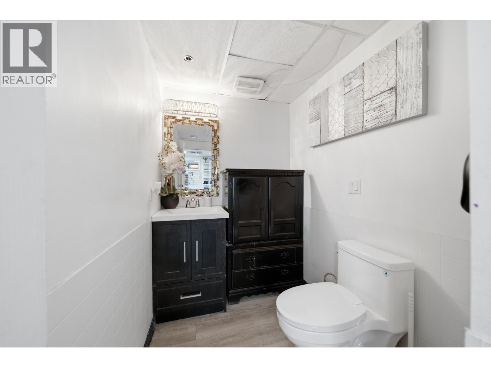 123 Confidential Street Property Photo 5