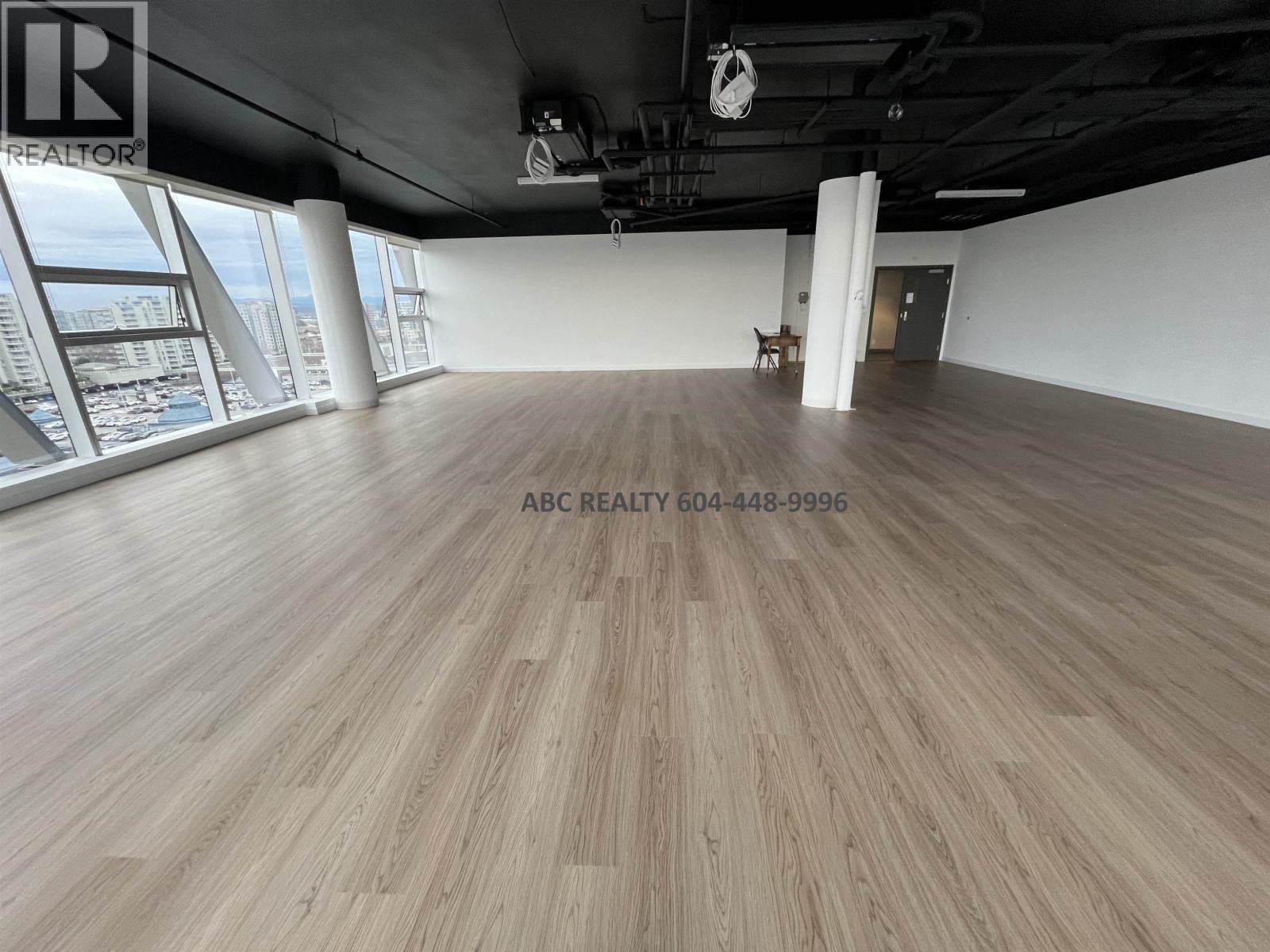 1115 6388 No. 3 Road Property Photo 3