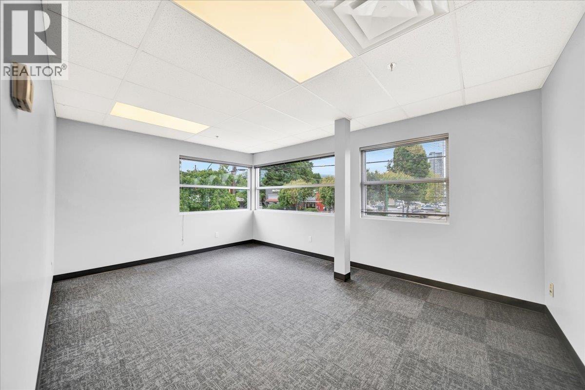 1355 Main Street Property Photo 10