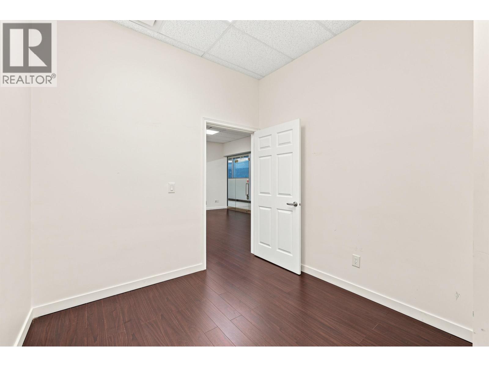 3030 4000 No. 3 Road Property Photo 27