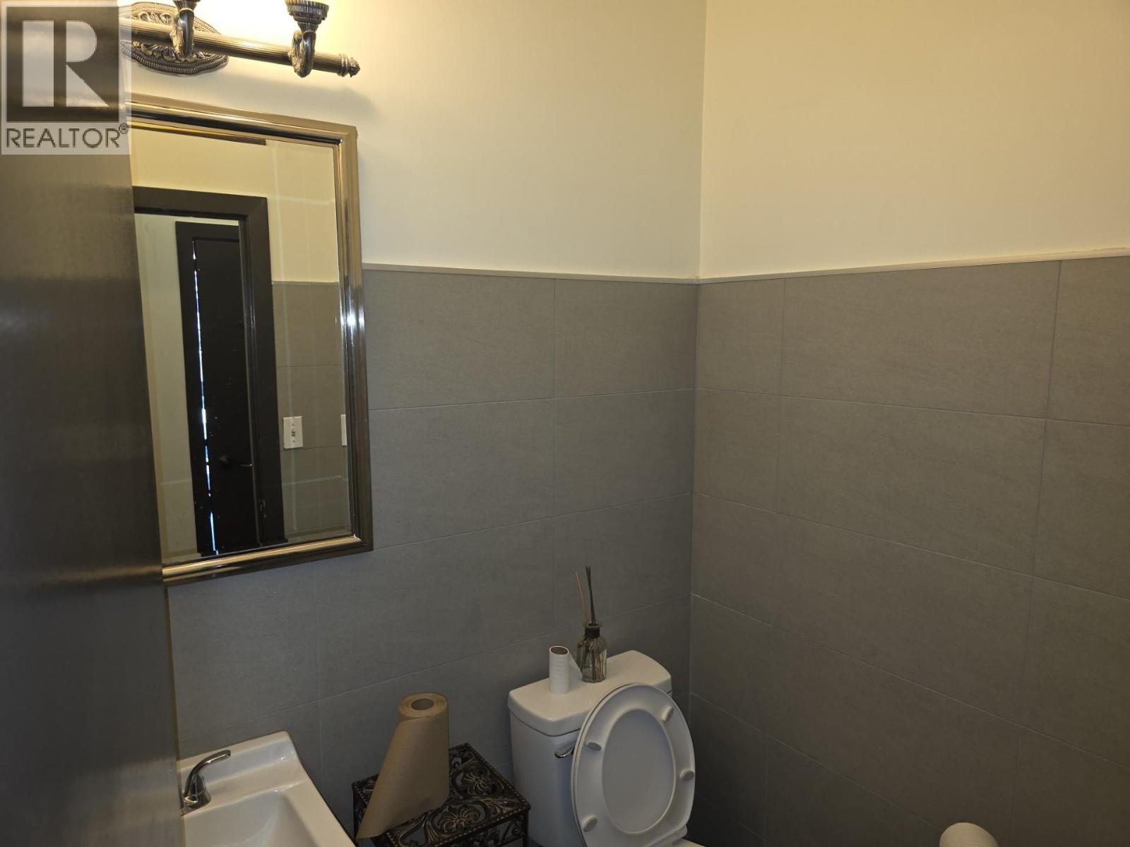 11600 Confidential Property Photo 13