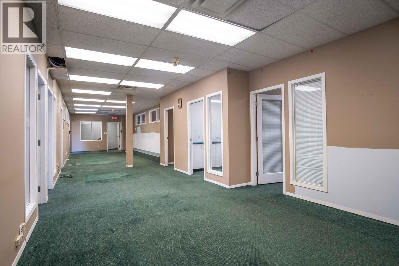 3586 Commercial Street Property Photo 5
