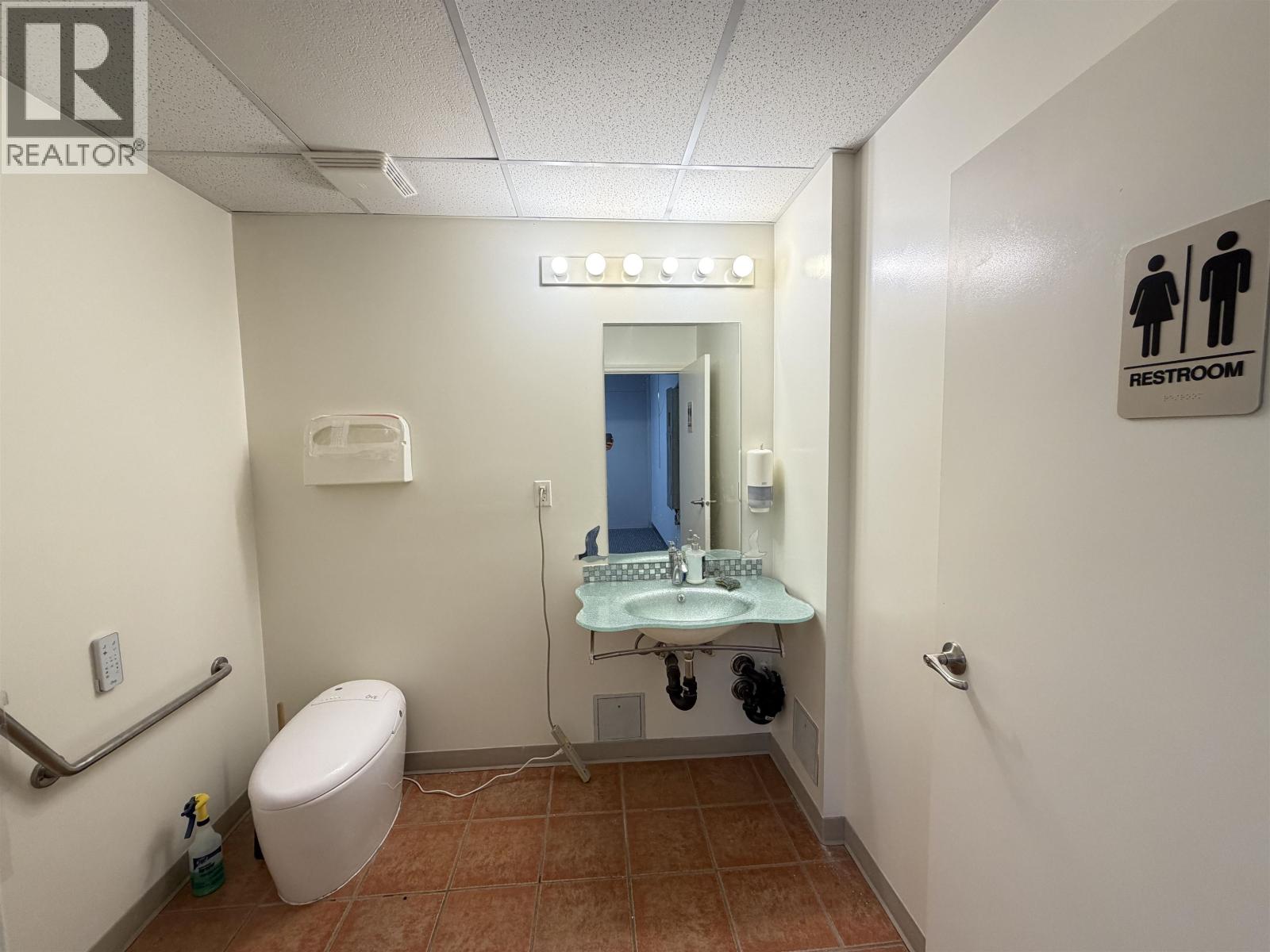 150 8600 Cambie Road Property Photo 7