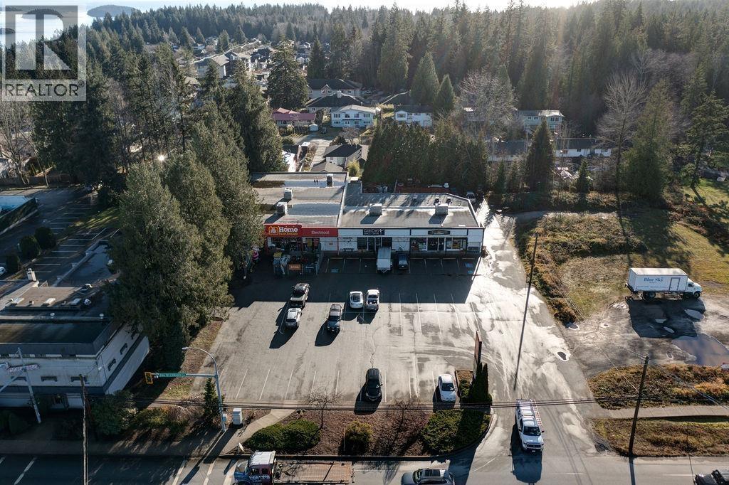 921 Gibsons Way Property Photo 4