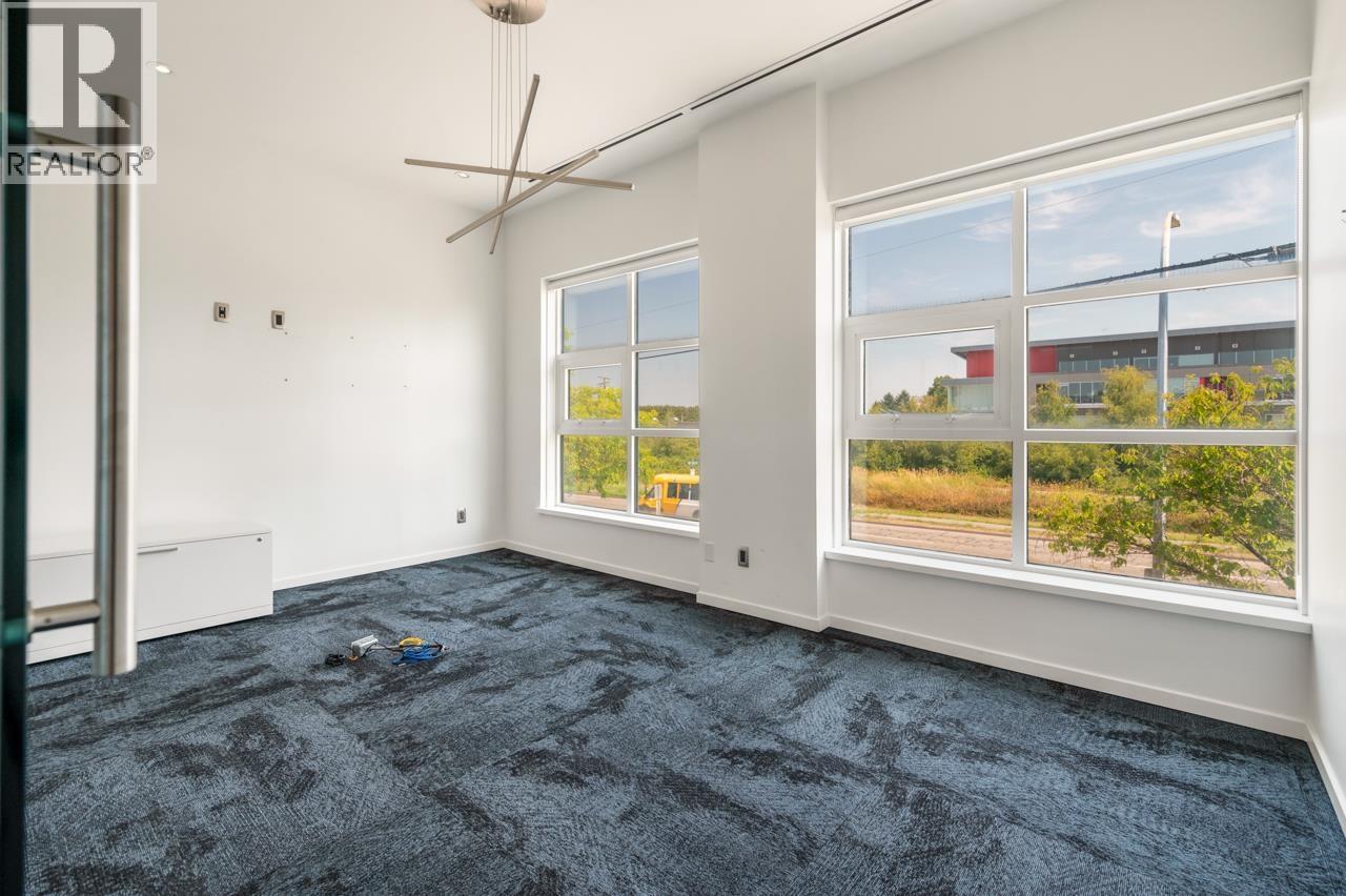 1205 4871 Shell Road Property Photo 4