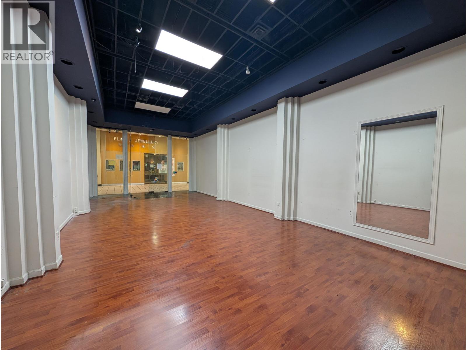 1305 4380 No. 3 Road Property Photo 3