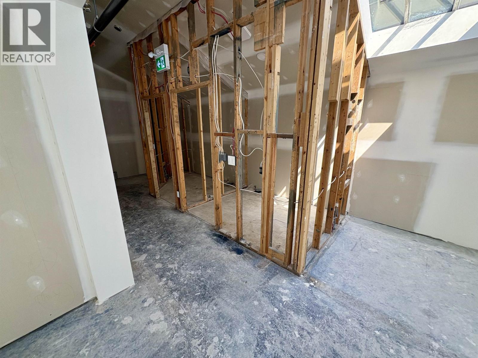 A 22519 Dewdney Trunk Road Property Photo 8