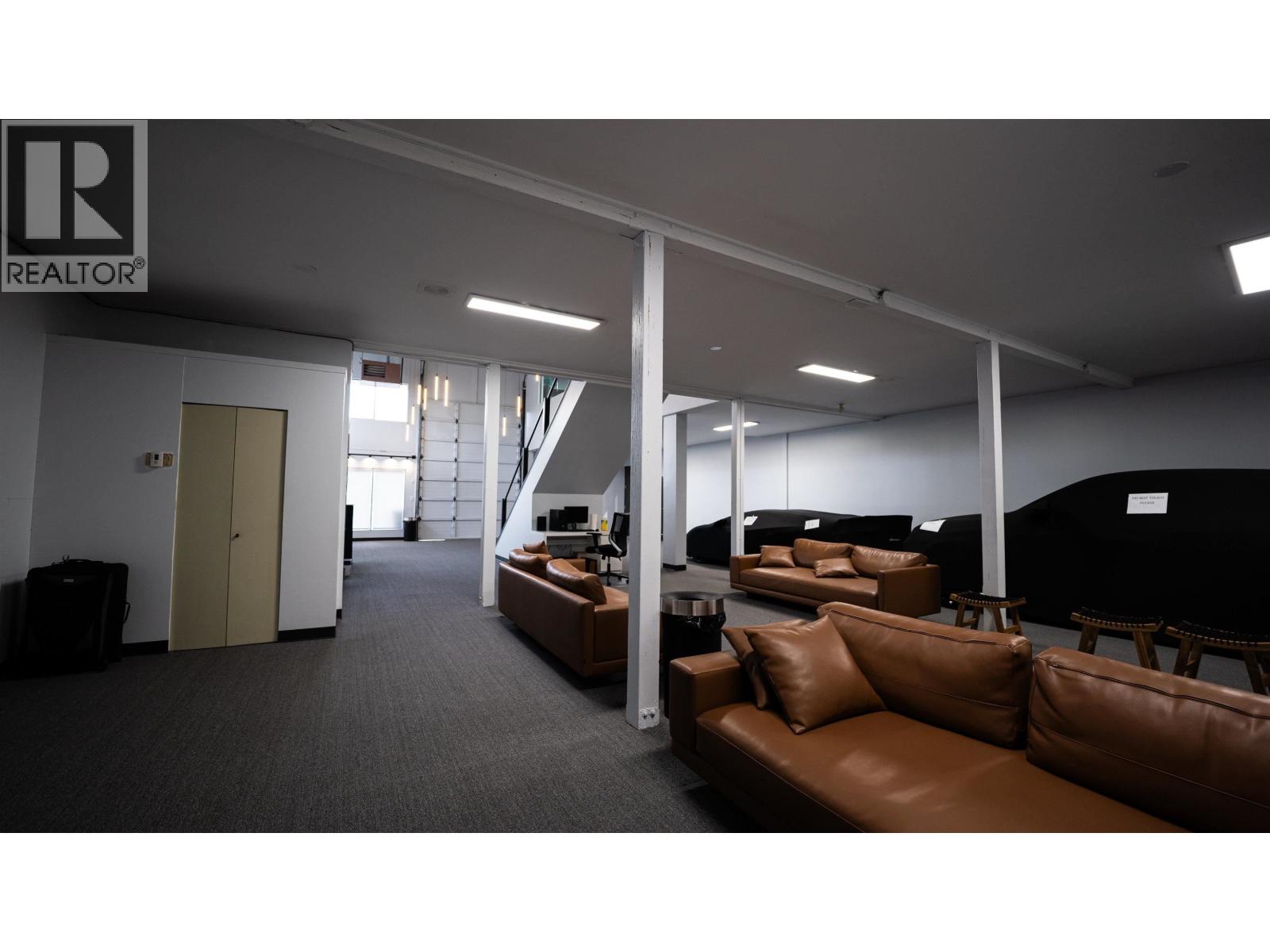 2900 Smith Street #1,2,3 Property Photo 10