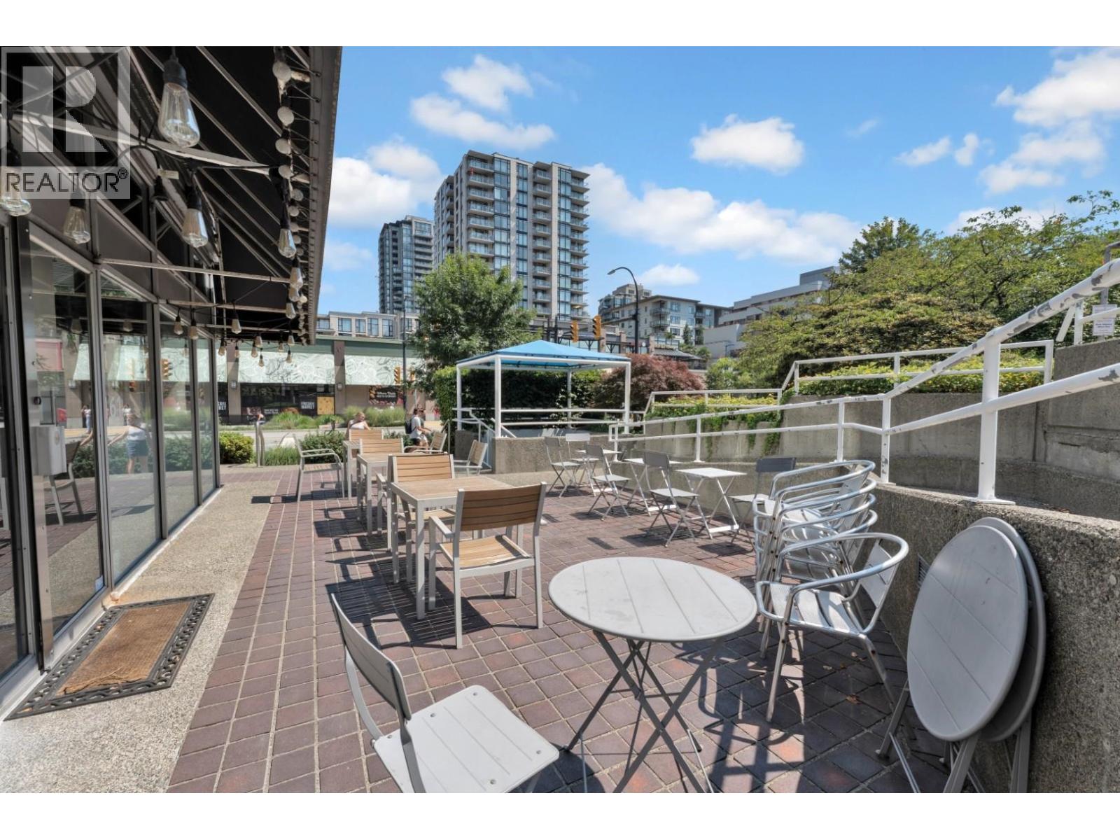 161 171 W Esplanade Property Photo 22
