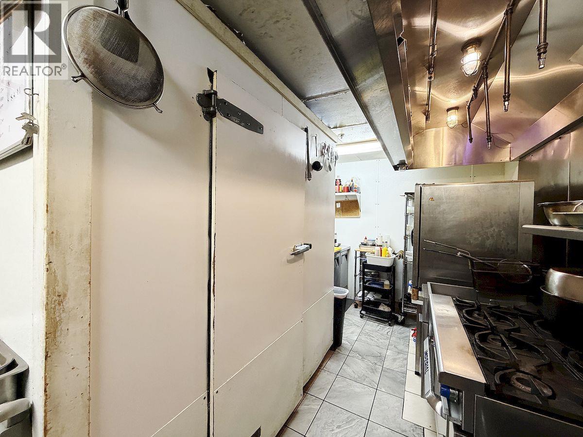 2942 W Broad Way Property Photo 14