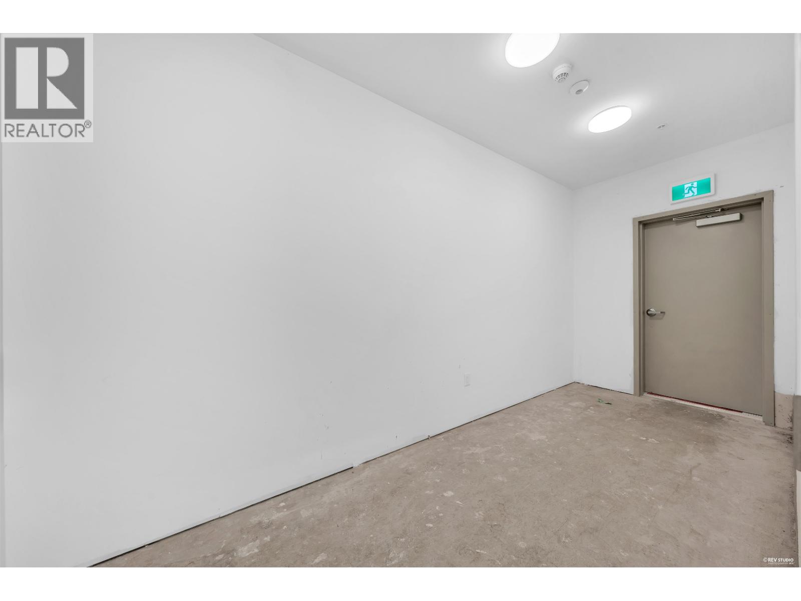 130 128 W 15th Street Property Photo 22