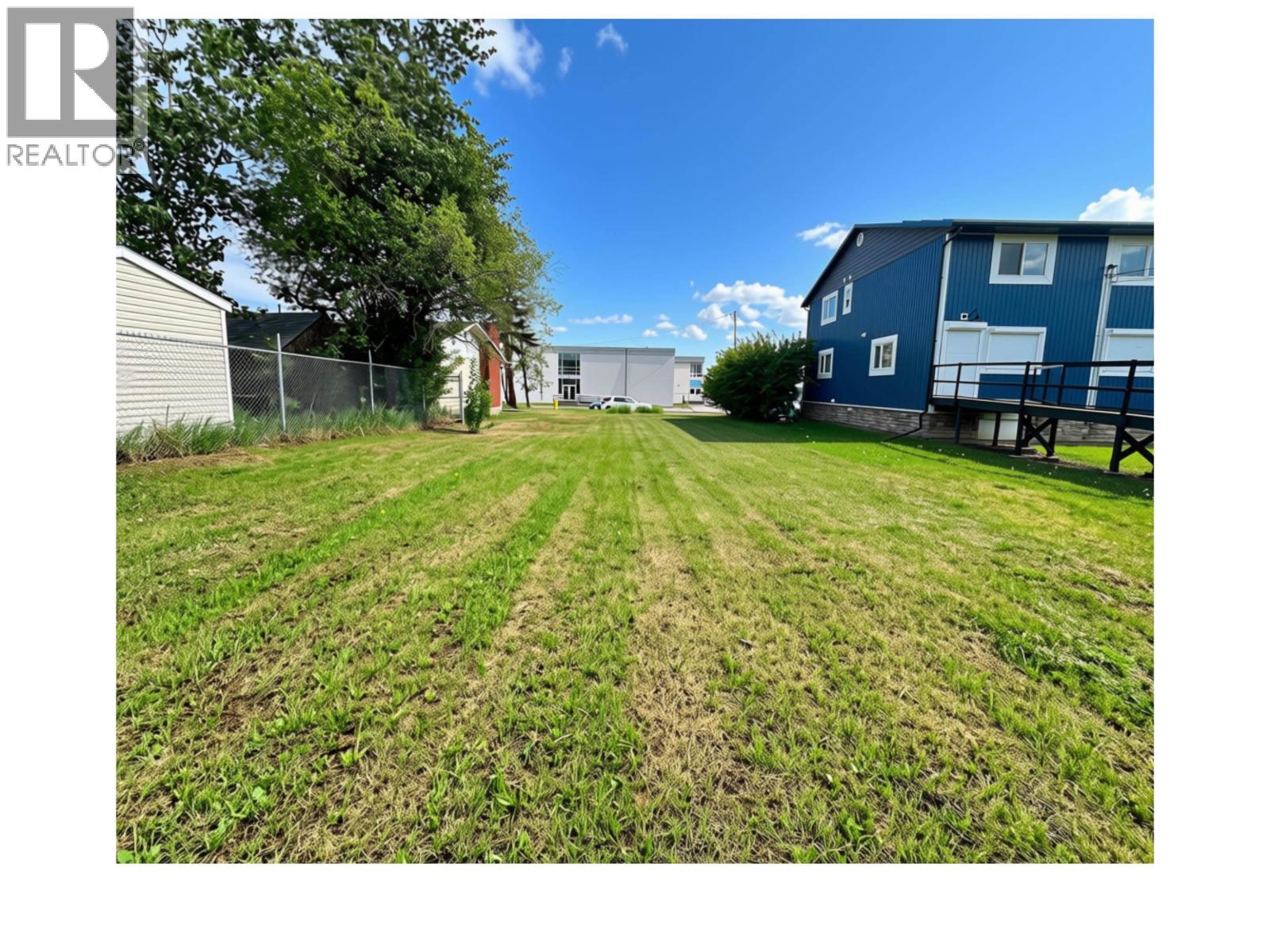 10220 99 Avenue Property Photo 6