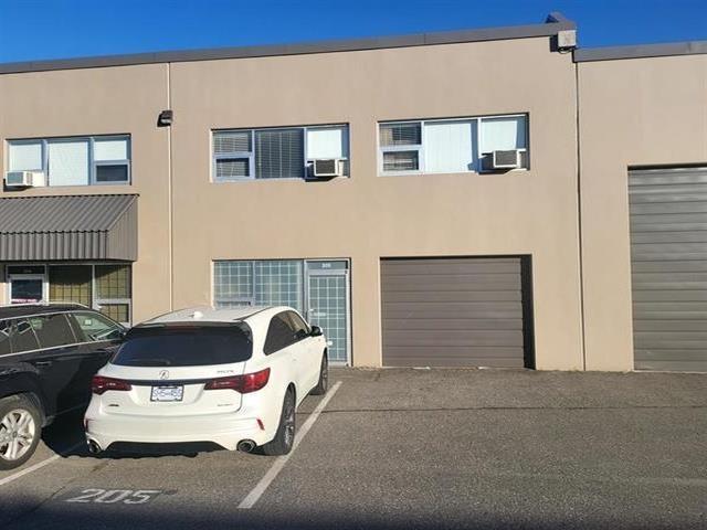 205 12448 82 Avenue Property Photo 1