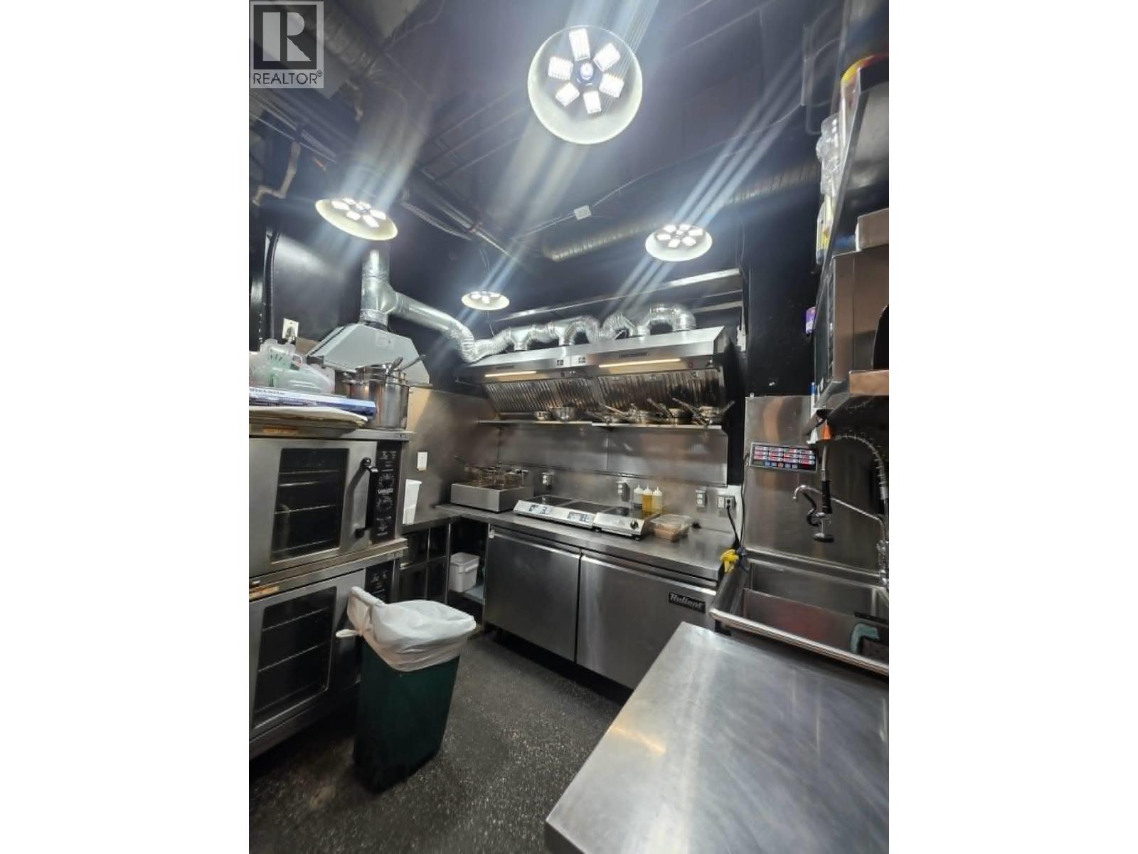 2270 Commercial Drive Property Photo 12