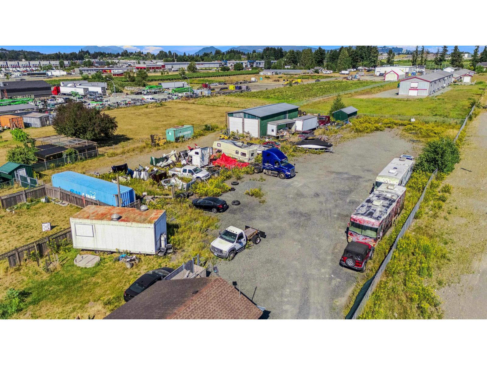 1850 Queen Street Property Photo 2