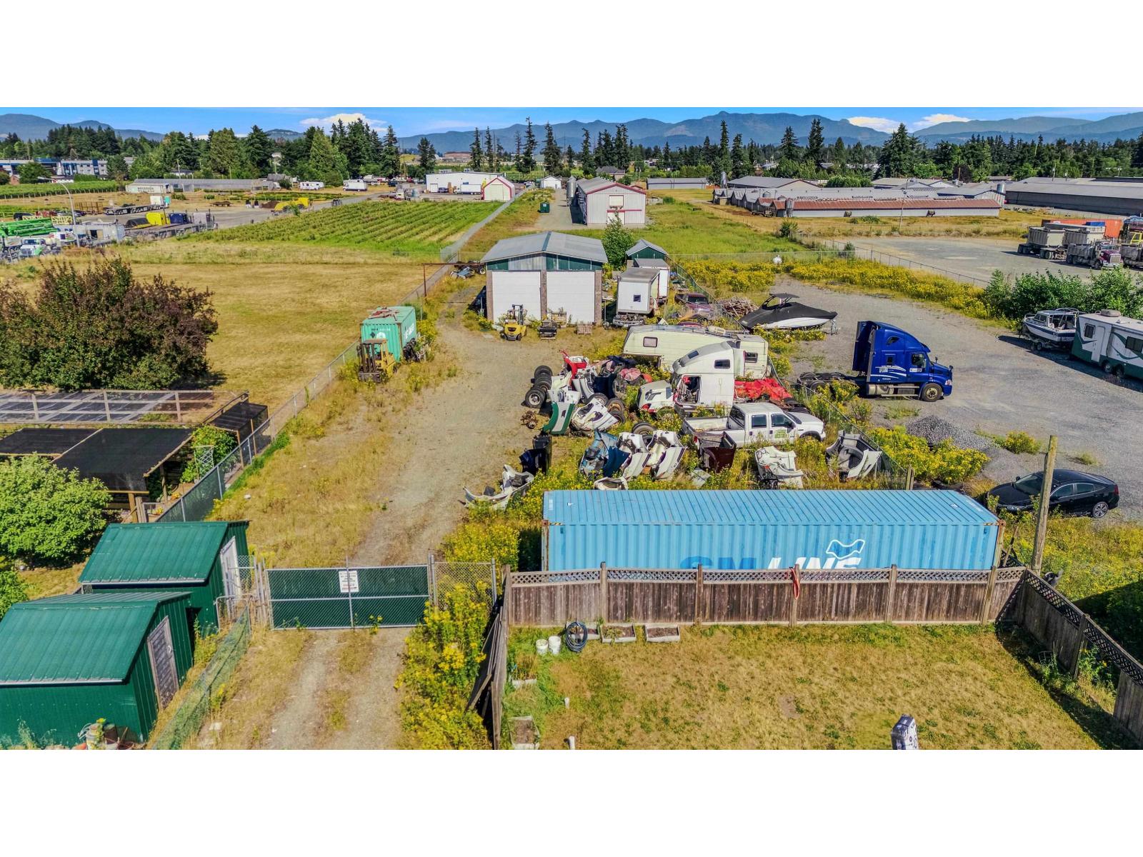 1850 Queen Street Property Photo 7