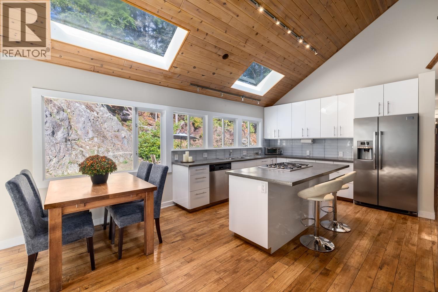 1302 Adams Road Property Photo 3