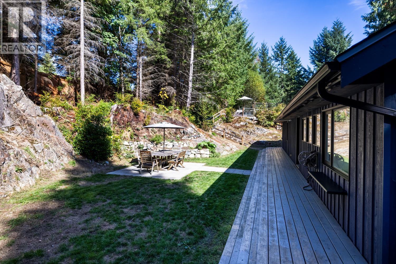 1302 Adams Road Property Photo 6