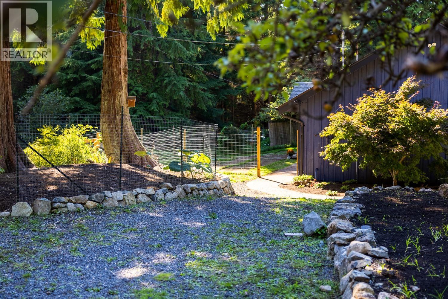 1302 Adams Road Property Photo 10