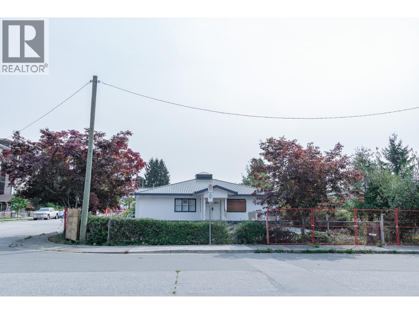 11664 223 Street Property Photo 4