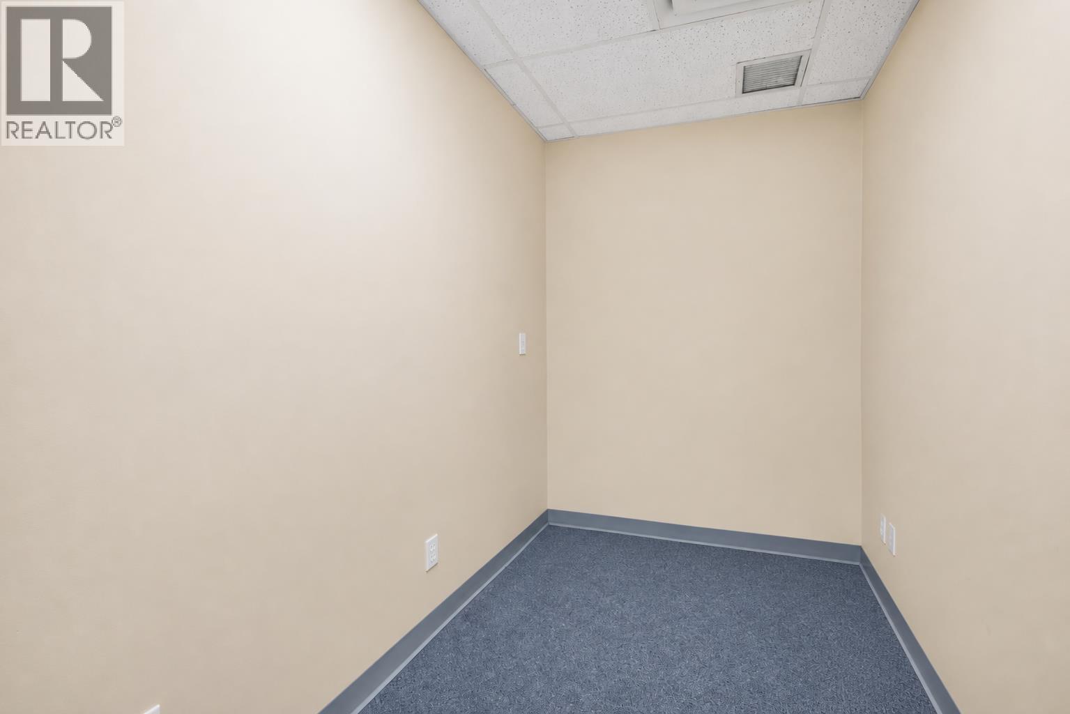4123 Fraser Street Property Photo 22