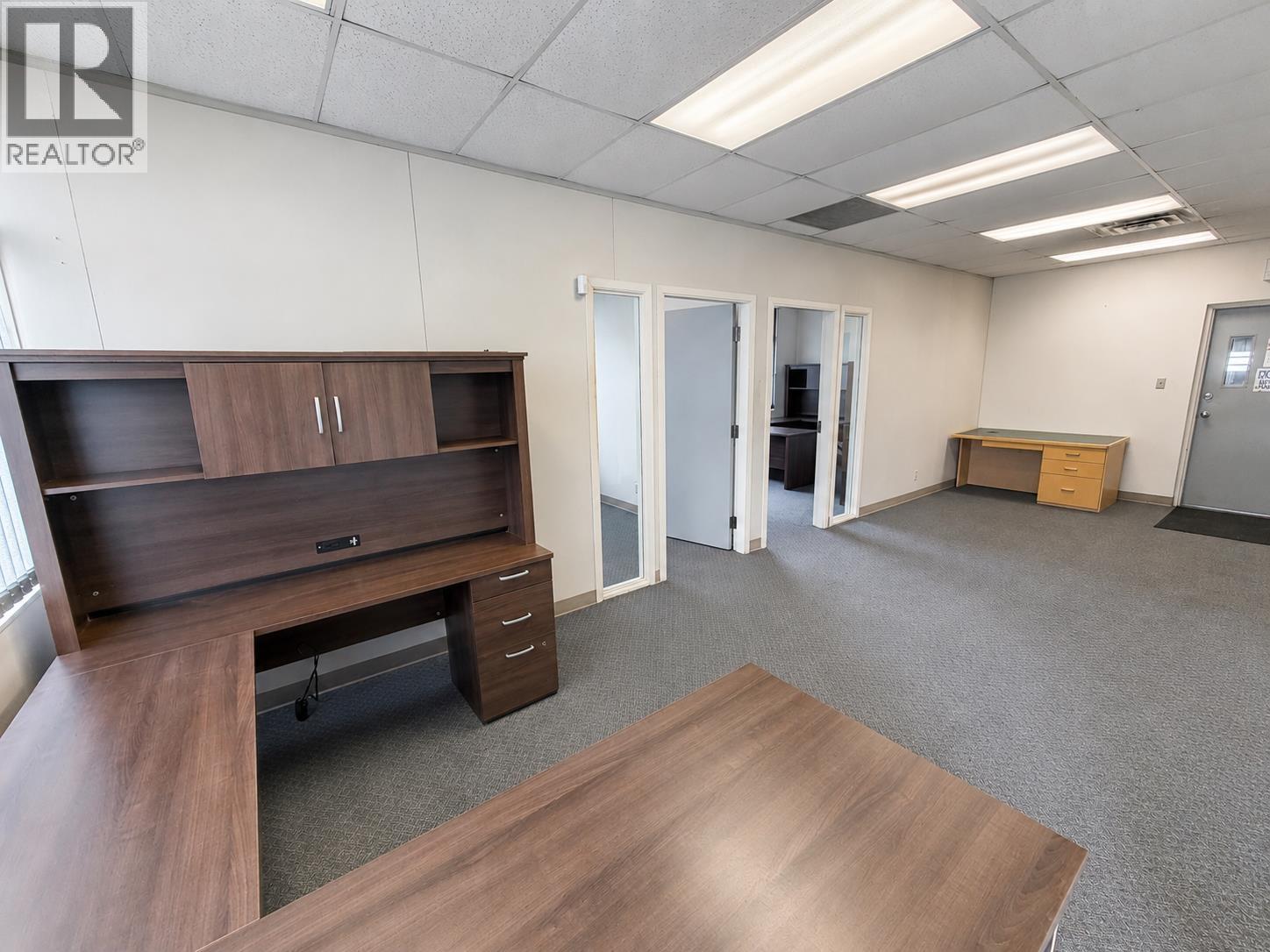 9405 109 Street Property Photo 2