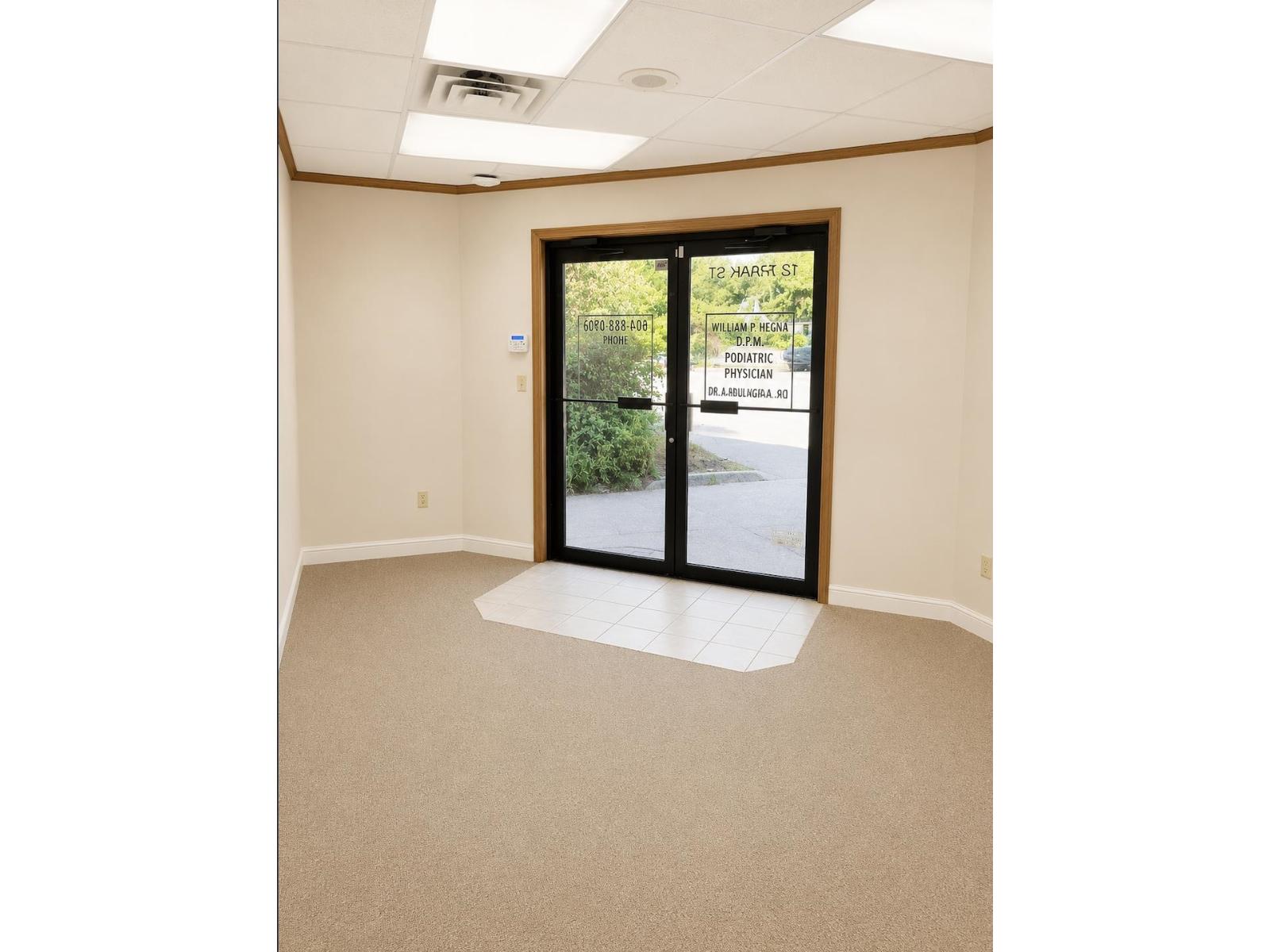 211 Park Street Property Photo 2