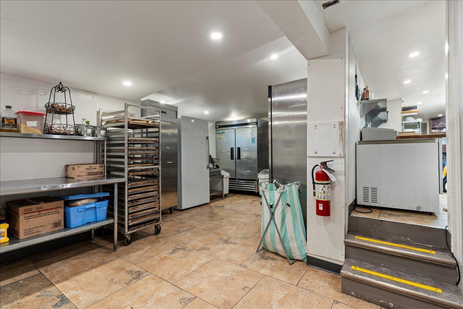 7205 Pioneer Avenue Property Photo 16