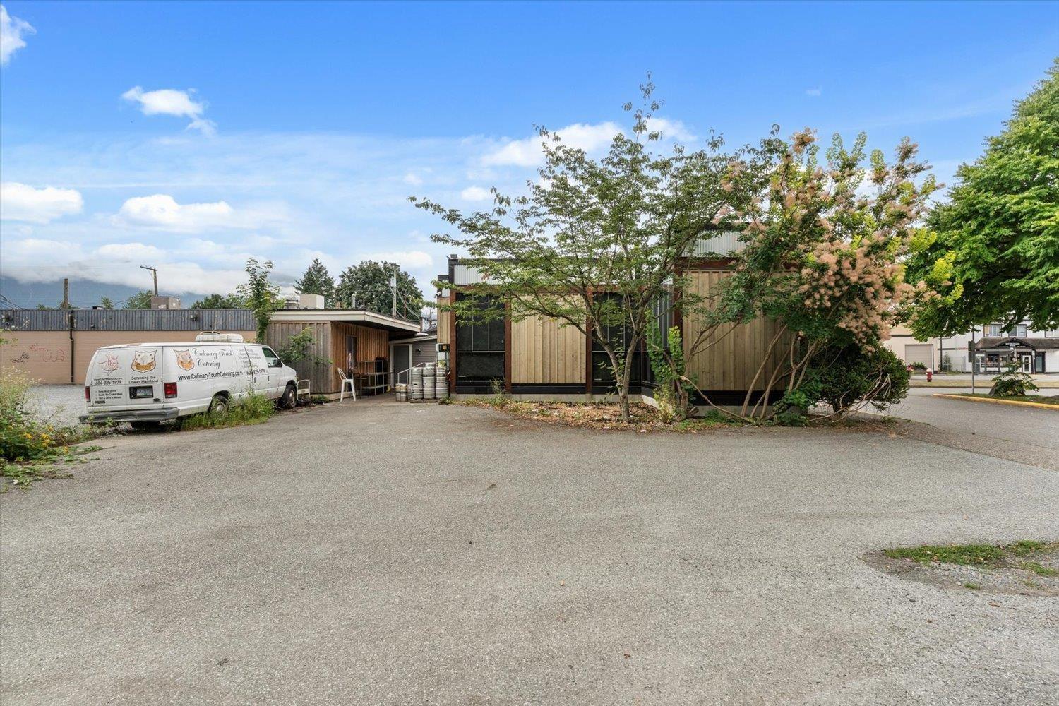 7205 Pioneer Avenue Property Photo 24