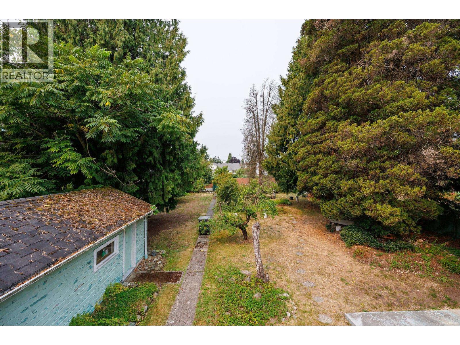 7289 Dow Avenue Property Photo 4