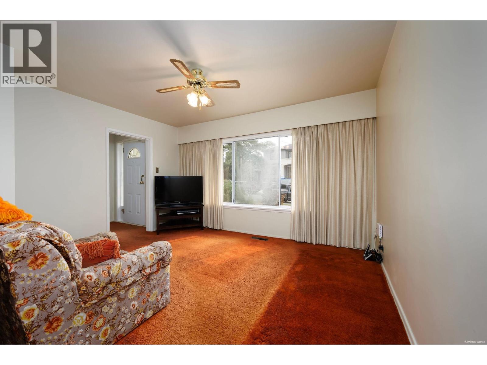 7289 Dow Avenue Property Photo 12