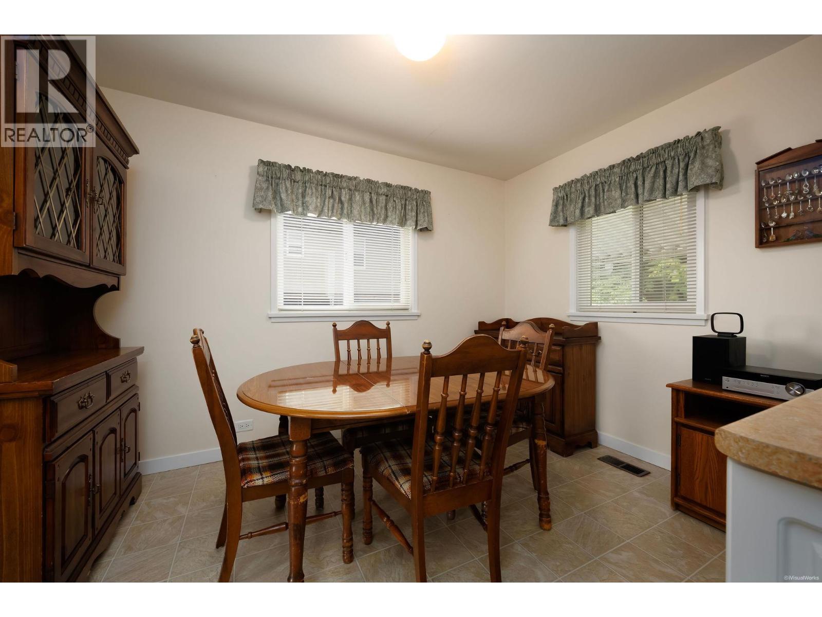 7289 Dow Avenue Property Photo 15