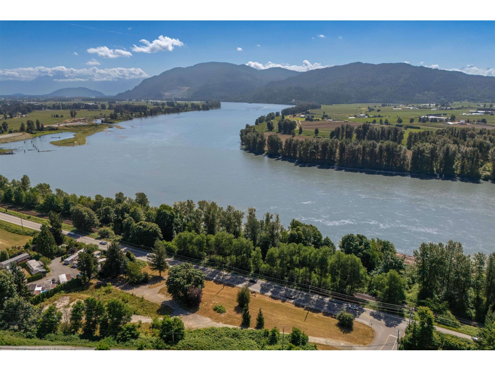34491 Lougheed Highway Property Photo 12