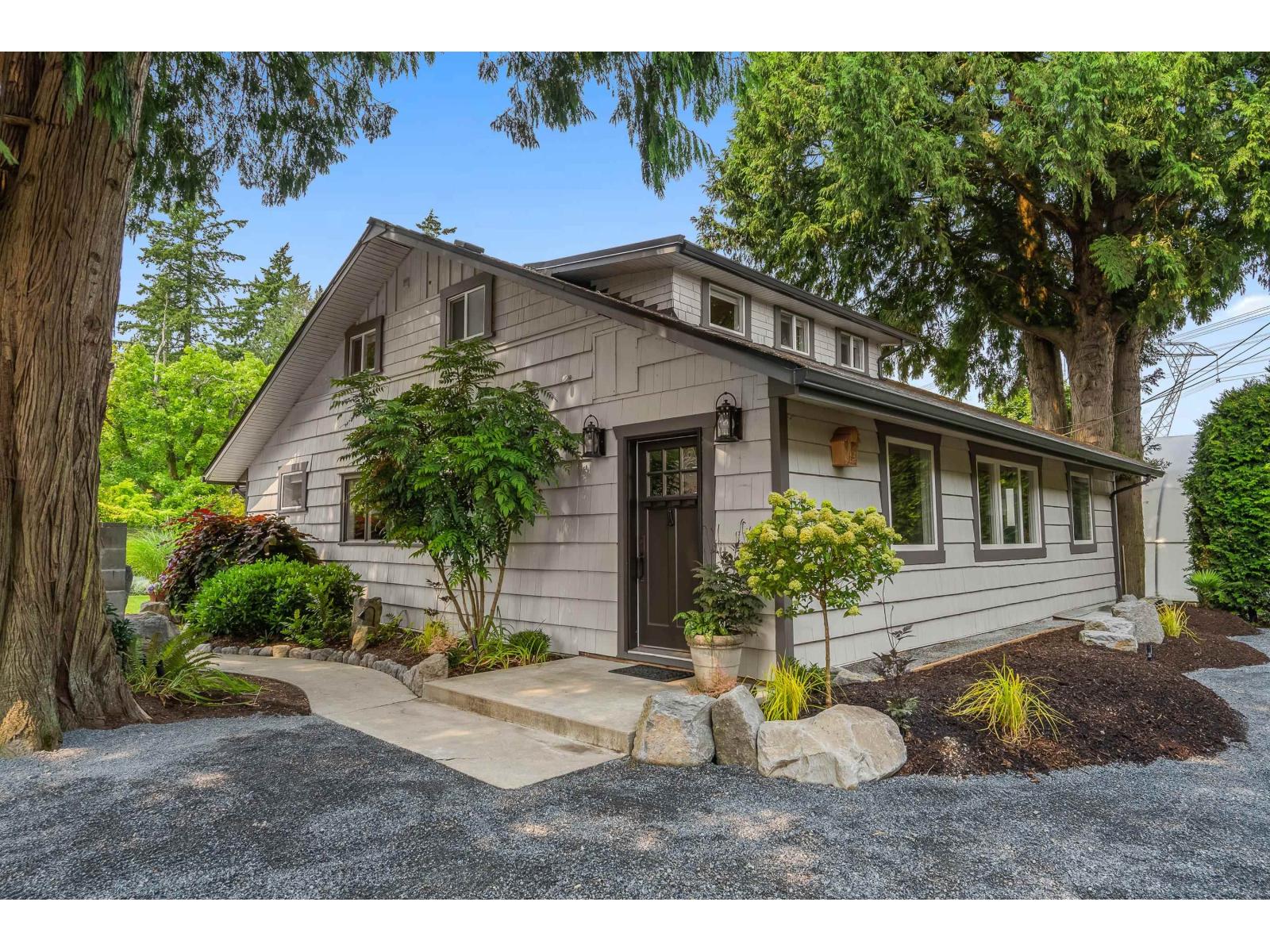 511 176 Street Property Photo 8
