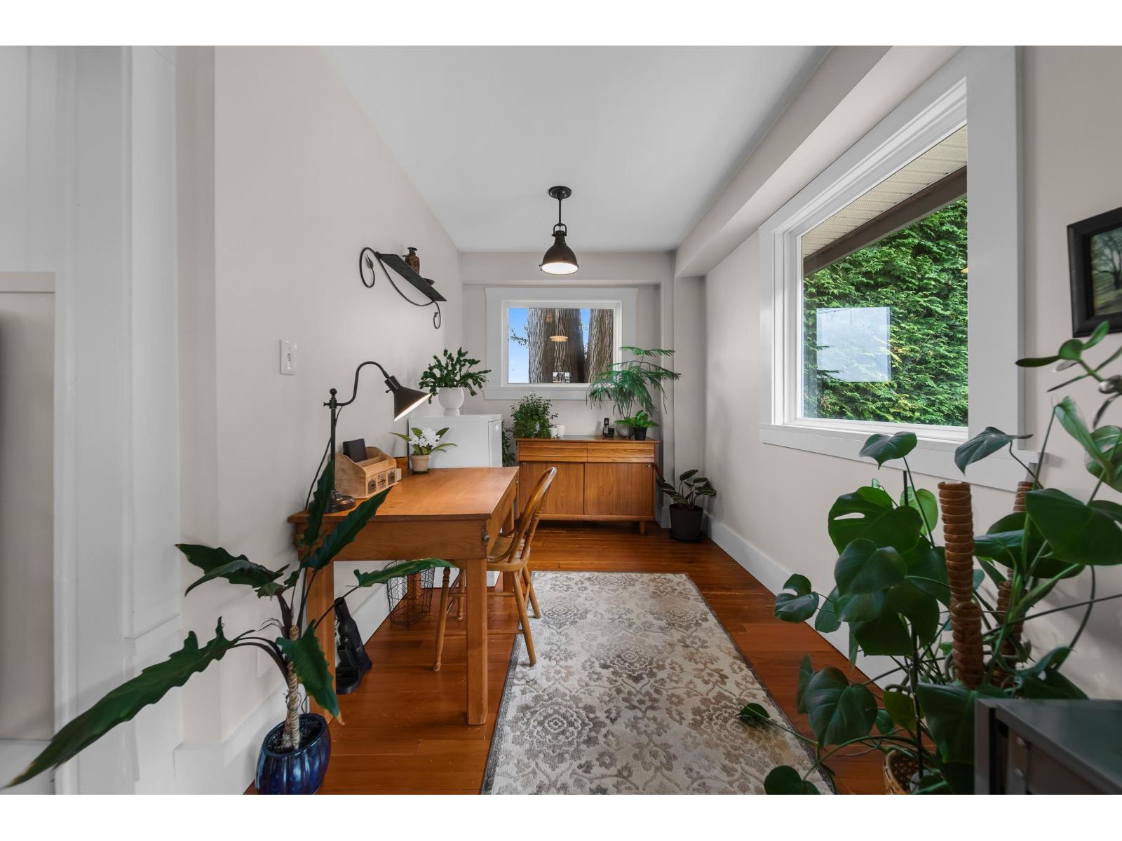 511 176 Street Property Photo 11